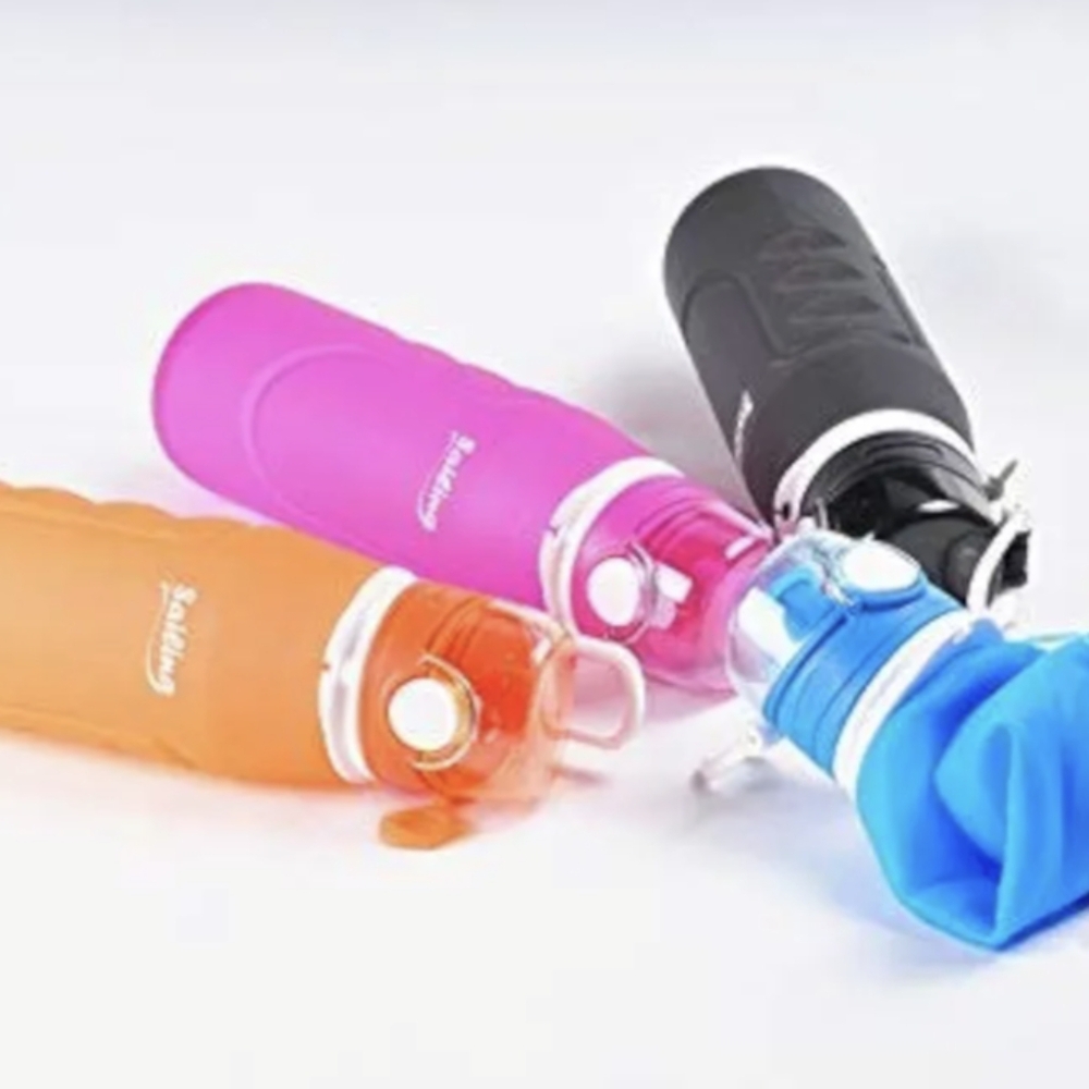 NIB Collapsible Portable Silicone 550 ml Water Bottle